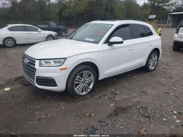 WA1BNAFY2J2244360 2018 AUDI Q5 - Image 2