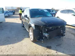 WA1BNAFY2J2249042 2018 AUDI Q5