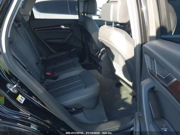 WA1BNAFY2J2249042 2018 AUDI Q5 - Image 8