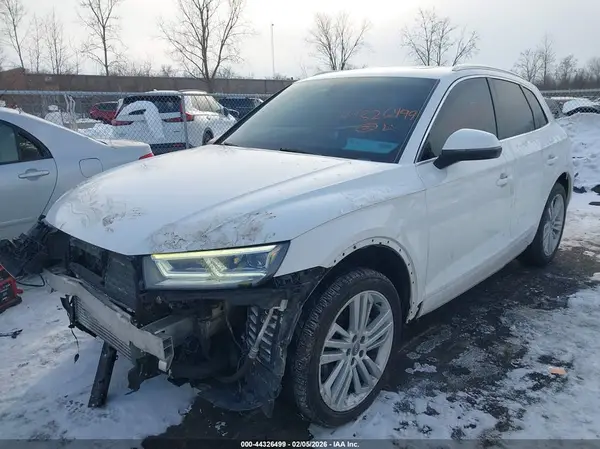 WA1BNAFY2K2019728 2019 AUDI Q5 - Image 2