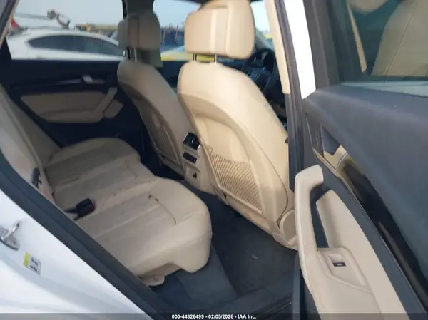 WA1BNAFY2K2019728 2019 AUDI Q5 - Image 8