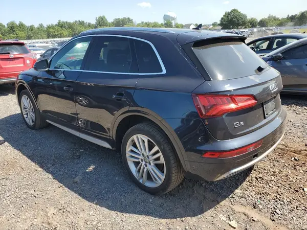 WA1BNAFY2K2035380 2019 AUDI Q5 - Image 2