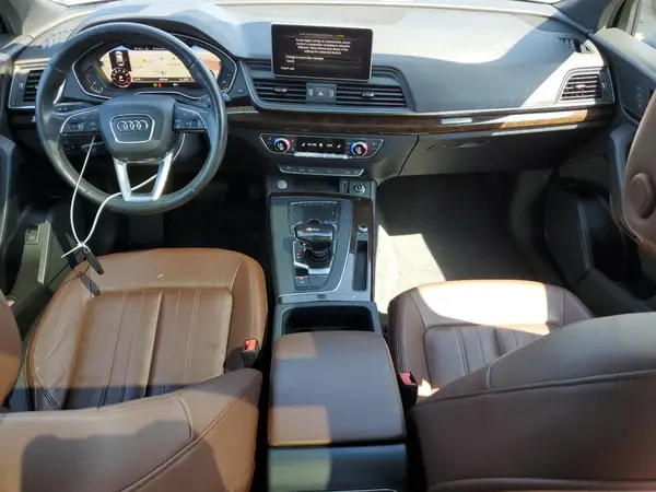 WA1BNAFY2K2035380 2019 AUDI Q5 - Image 8