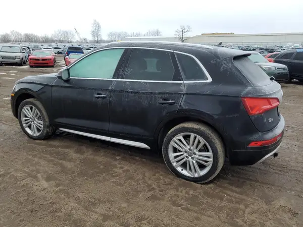 WA1BNAFY2K2039770 2019 AUDI Q5 - Image 2