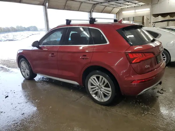 WA1BNAFY2K2041843 2019 AUDI Q5 - Image 2