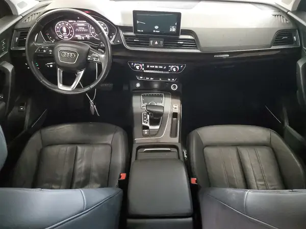 WA1BNAFY2K2041843 2019 AUDI Q5 - Image 8