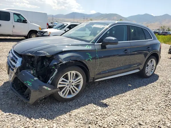 WA1BNAFY2K2044001 2019 AUDI Q5 - Image 1