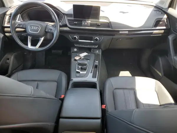 WA1BNAFY2K2044001 2019 AUDI Q5 - Image 8