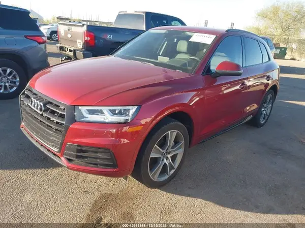 WA1BNAFY2K2060926 2019 AUDI Q5 - Image 2