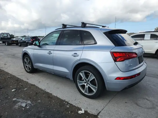 WA1BNAFY2K2073286 2019 AUDI Q5 - Image 2