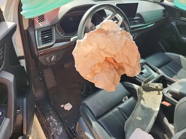 WA1BNAFY2K2076169 2019 AUDI Q5 - Image 8