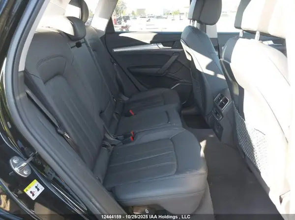 WA1BNAFY2K2076687 2019 AUDI Q5 - Image 8