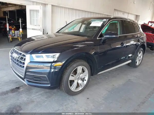 WA1BNAFY2K2081873 2019 AUDI Q5 - Image 2