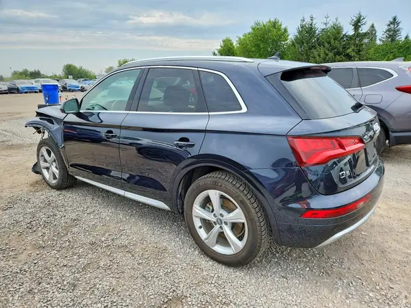 WA1BNAFY2K2084059 2019 AUDI Q5 - Image 2