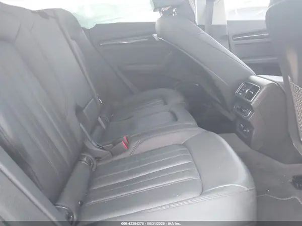 WA1BNAFY2K2087222 2019 AUDI Q5 - Image 8