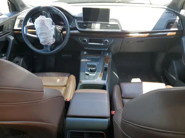 WA1BNAFY2K2093781 2019 AUDI Q5 - Image 8