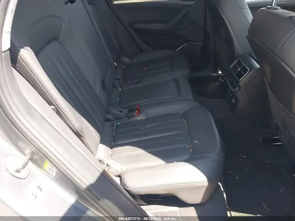 WA1BNAFY2K2095434 2019 AUDI Q5 - Image 8