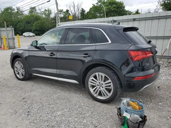 WA1BNAFY2K2098611 2019 AUDI Q5 - Image 2