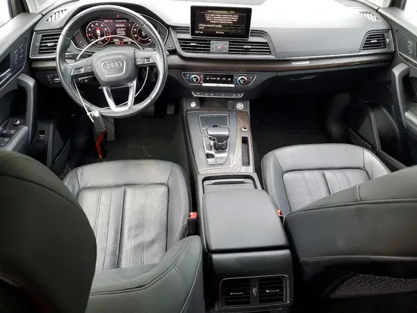WA1BNAFY2K2112734 2019 AUDI Q5 - Image 8