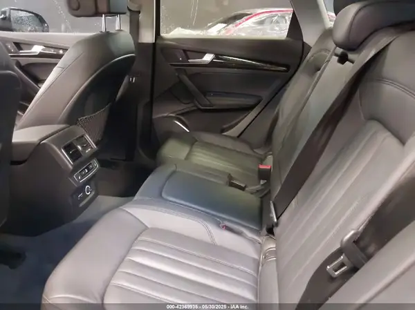 WA1BNAFY2K2116508 2019 AUDI Q5 - Image 8