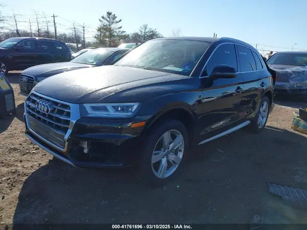 WA1BNAFY2K2120476 2019 AUDI Q5 - Image 2