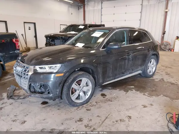 WA1BNAFY2K2122566 2019 AUDI Q5 - Image 2