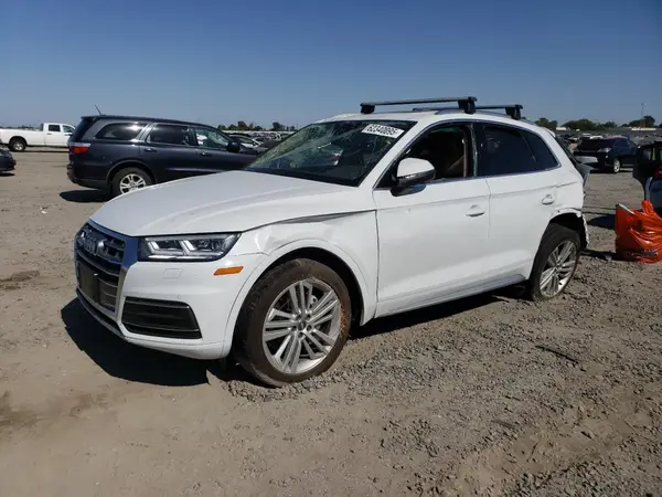 WA1BNAFY2K2130330 2019 AUDI Q5 - Image 1