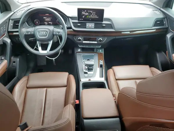 WA1BNAFY2K2131087 2019 AUDI Q5 - Image 8