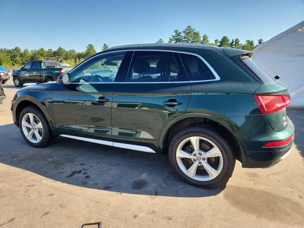 WA1BNAFY2L2064265 2020 AUDI Q5 - Image 2