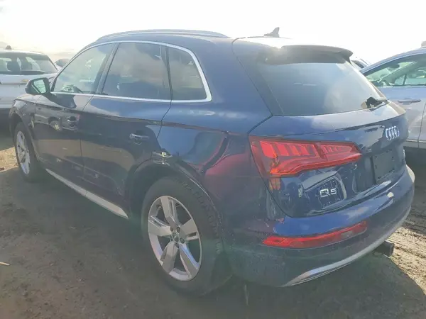 WA1BNAFY3J2002760 2018 AUDI Q5 - Image 2