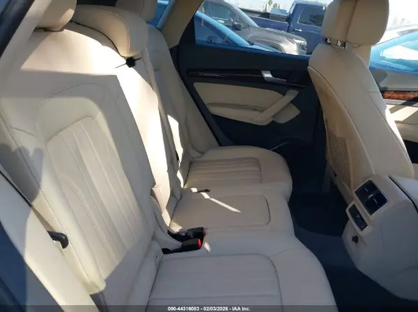 WA1BNAFY3J2006131 2018 AUDI Q5 - Image 8