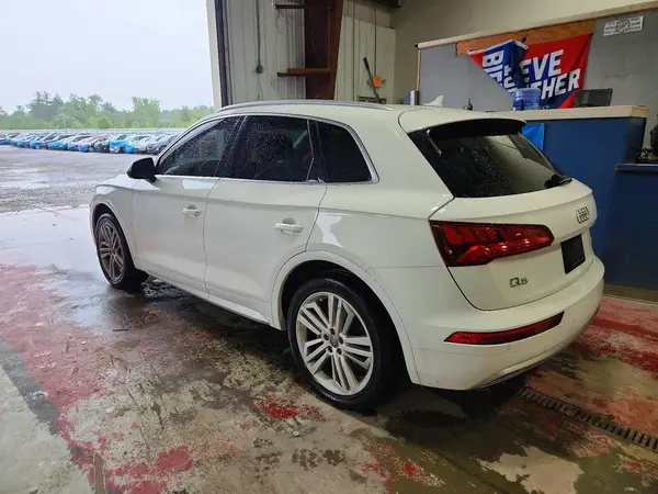 WA1BNAFY3J2010485 2018 AUDI Q5 - Image 2