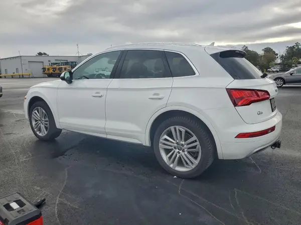 WA1BNAFY3J2010793 2018 AUDI Q5 - Image 2