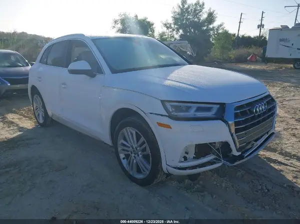 WA1BNAFY3J2014035 2018 AUDI Q5 - Image 1