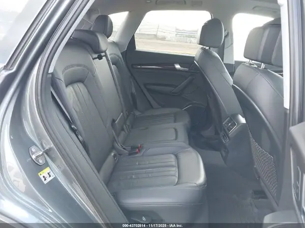 WA1BNAFY3J2015539 2018 AUDI Q5 - Image 8