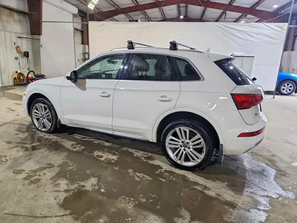 WA1BNAFY3J2016352 2018 AUDI Q5 - Image 2