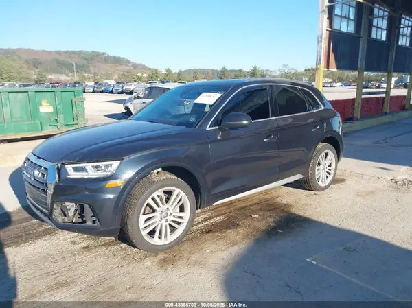 WA1BNAFY3J2018800 2018 AUDI Q5 - Image 2