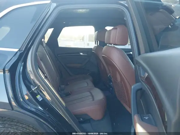 WA1BNAFY3J2018800 2018 AUDI Q5 - Image 8