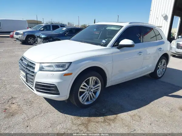 WA1BNAFY3J2019798 2018 AUDI Q5 - Image 2