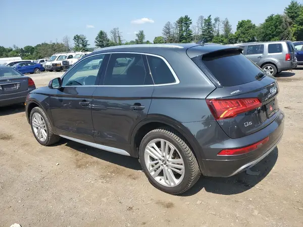 WA1BNAFY3J2020630 2018 AUDI Q5 - Image 2