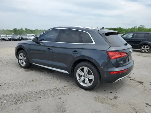 WA1BNAFY3J2021034 2018 AUDI Q5 - Image 2