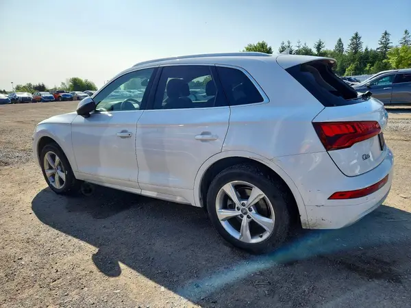 WA1BNAFY3J2022572 2018 AUDI Q5 - Image 2