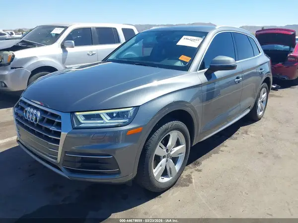 WA1BNAFY3J2034530 2018 AUDI Q5 - Image 2