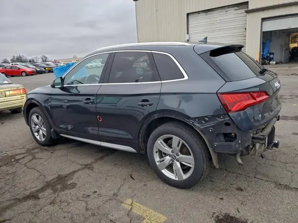 WA1BNAFY3J2036858 2018 AUDI Q5 - Image 2