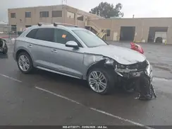 WA1BNAFY3J2044961 2018 AUDI Q5