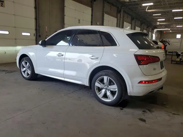 WA1BNAFY3J2057337 2018 AUDI Q5 - Image 2