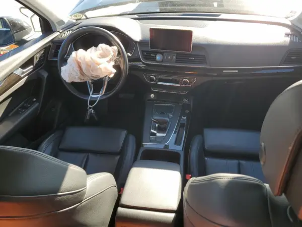 WA1BNAFY3J2073828 2018 AUDI Q5 - Image 8