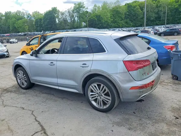 WA1BNAFY3J2081508 2018 AUDI Q5 - Image 2