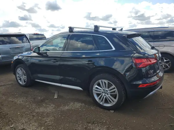 WA1BNAFY3J2084070 2018 AUDI Q5 - Image 2