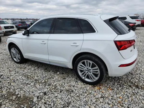 WA1BNAFY3J2084537 2018 AUDI Q5 - Image 2